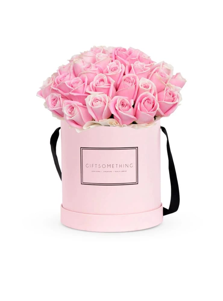 Pink Rose Bouquet in Gift Box - Image 1